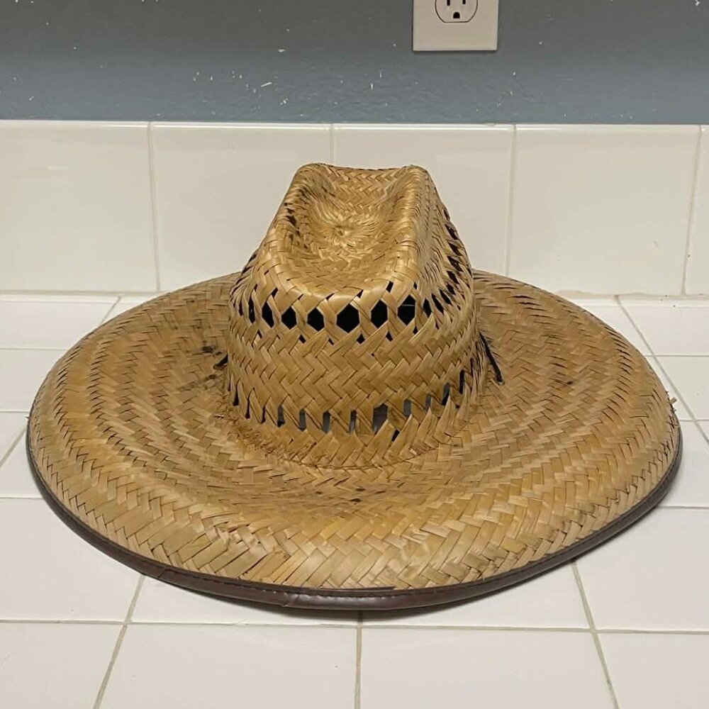 straw hat - Picture 2 of 13